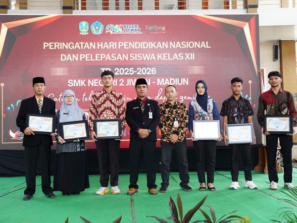 Pelepasan Siswa Kelas XII Tahun 2026